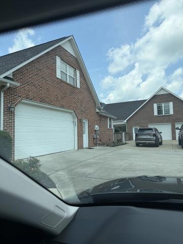 536 Big Oak Dr, Manchester, TN 37355