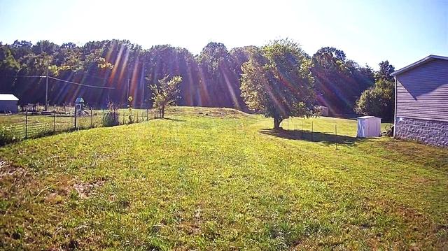 93 Pawnee Dr, Bradyville, TN 37026