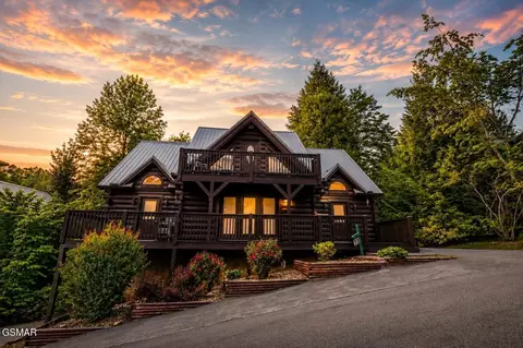 314 Brown Wren Way, Gatlinburg, TN 37738