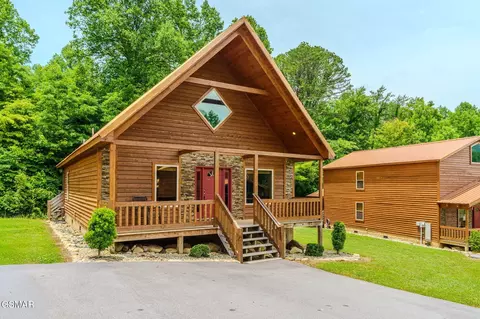 3606 Parkland Way, Gatlinburg, TN 37738
