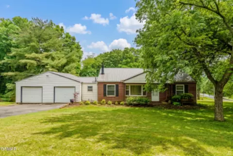 2800 Patrick Ave, Maryville, TN 37804