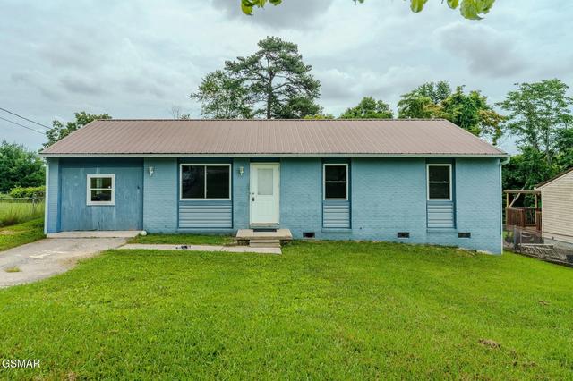 910 Lloyd St, Morristown, TN 37814