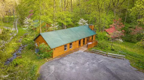 1610 Jobey Green Hollow Rd, Sevierville, TN 37876