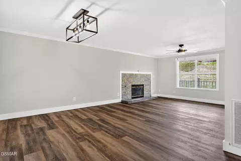 1050 Briar Ct, Talbott, TN 37877 photo 8