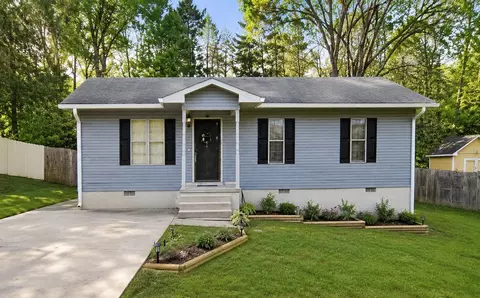 6550 Esquire Dr, Hixson, TN 37343