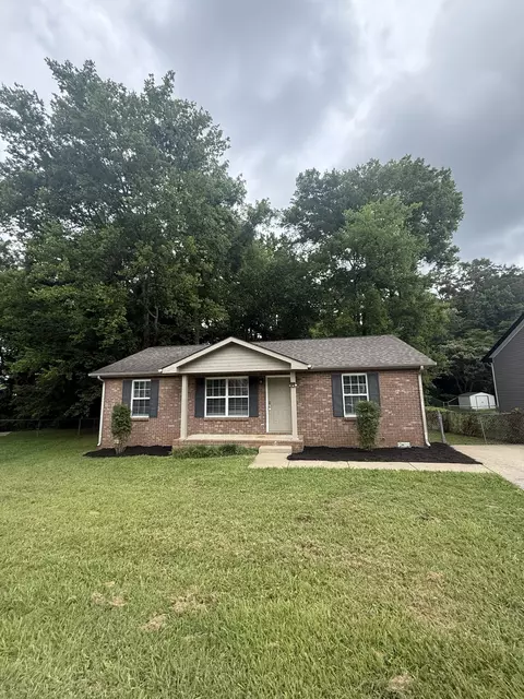 105 Monarch Ln, Clarksville, TN 37042