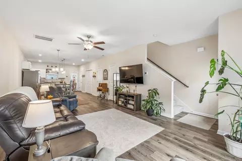 523 Moshe Flam Pl, La Vergne, TN 37086