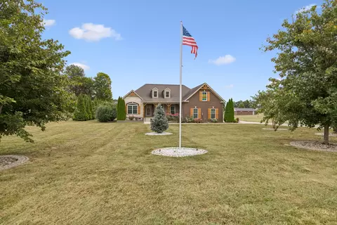 3043 Cross Gate Ln, Columbia, TN 38401