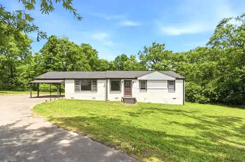 2838 Brunswick Dr, Nashville, TN 37207
