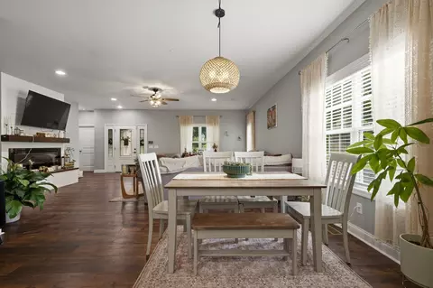 Dining - 1107 Glendale Dr, Dickson, TN 37055 photo 1 of 1