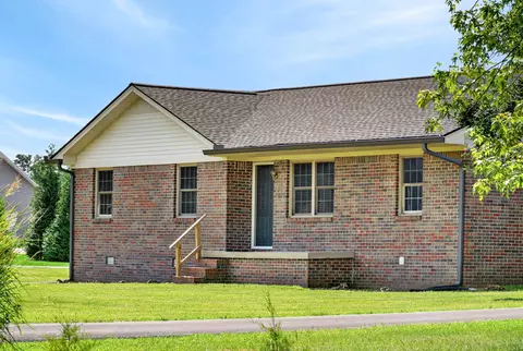 117 Kay Cir, Lafayette, TN 37083