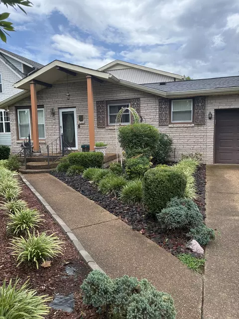 1704 15th Ave S, Nashville, TN 37212