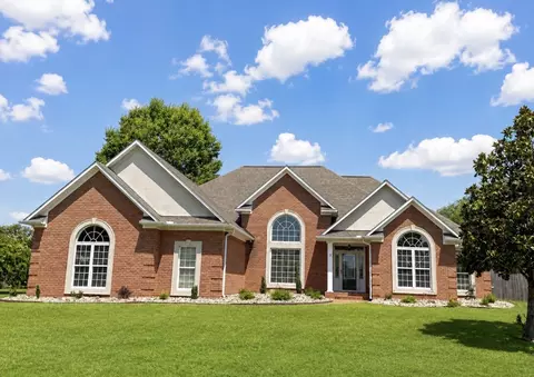 9 Barrymore Cv, Jackson, TN 38305