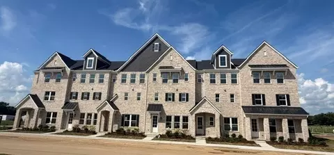 5608 Redcliffe Aly, Thompsons Station, TN 37179
