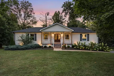 5433 Hill Road Cir, Nashville, TN 37220