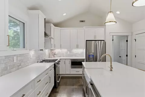 5433 Hill Road Cir, Nashville, TN 37220