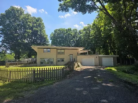 276 E Porters Bluff Rd, Clarksville, TN 37040