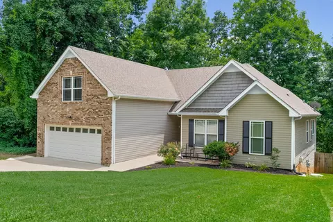538 Current Rd, Clarksville, TN 37040