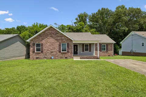 383 Brook Mead Dr, Clarksville, TN 37042