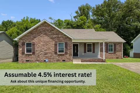 383 Brook Mead Dr, Clarksville, TN 37042