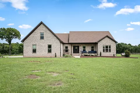 209 Adams Ln, Bell Buckle, TN 37020