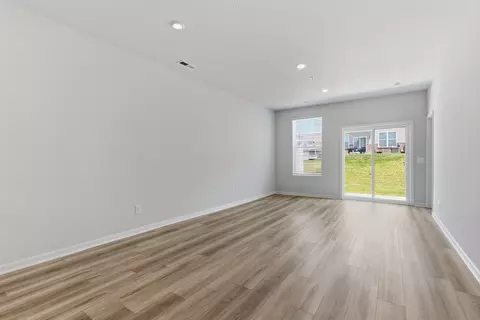 564 Trinity Way, Spring Hill, TN 37174 photo 12