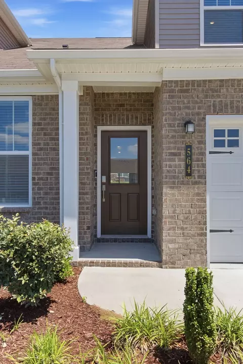 564 Trinity Way, Spring Hill, TN 37174 photo 3