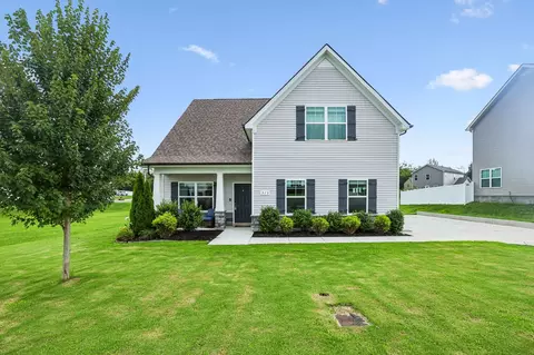 313 Durum St, Shelbyville, TN 37160