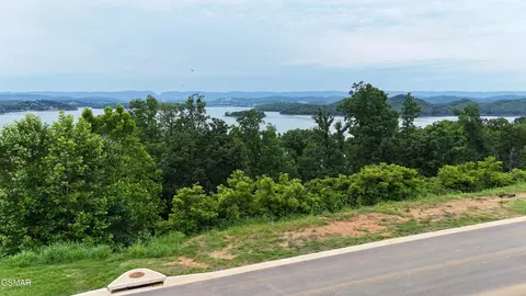 2631 Serenity Sound, Morristown, TN 37814