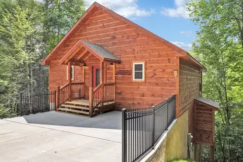 3428 Pebble Stone Way, Pigeon Forge, TN 37863