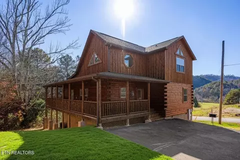 304 City View Way, Pigeon Forge, TN 37863