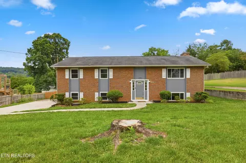 10820 Dineen Dr, Knoxville, TN 37934
