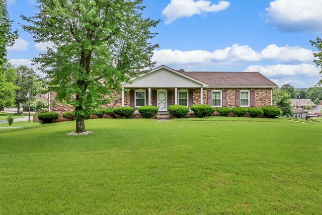 106 Crestmore Dr, Clarksville, TN 37040