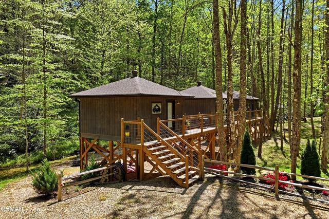 750 Caney Creek Rd, Cosby, TN 37722