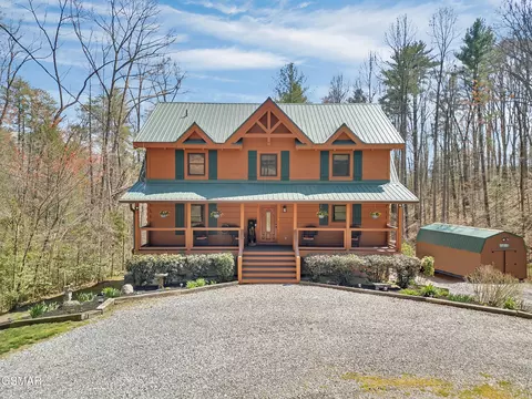2164 Newt Huff Ln, Sevierville, TN 37862