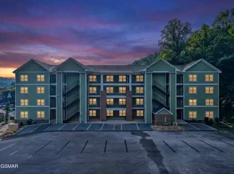 329 Ownby St #1406, Gatlinburg, TN 37738