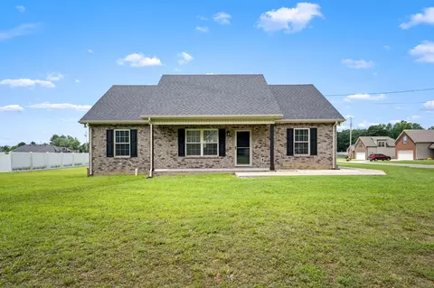 168 Grace Ct, Manchester, TN 37355