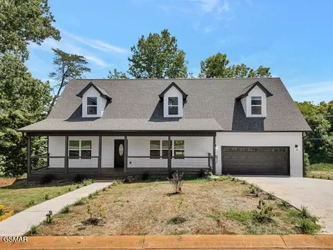 1283 Lorie Ellen Ct, Sevierville, TN 37876