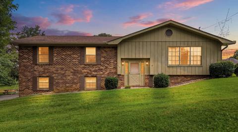 3945 Bow St NE, Cleveland, TN 37312