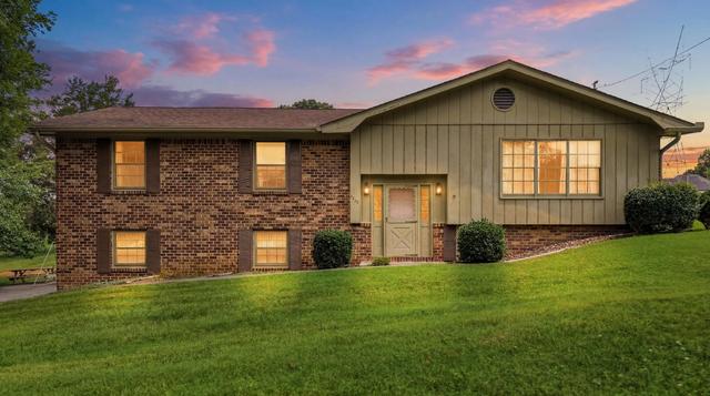 3945 Bow St NE, Cleveland, TN 37312