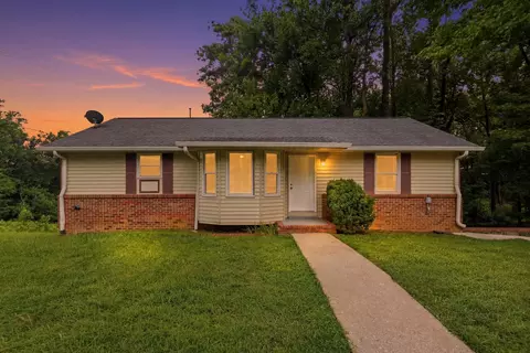 1018 Tulip Dr, White House, TN 37188