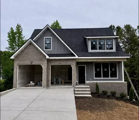 5678 Skylas Way, Ooltewah, TN 37363