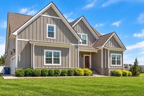 1860 Rhonda Dr, Christiana, TN 37037