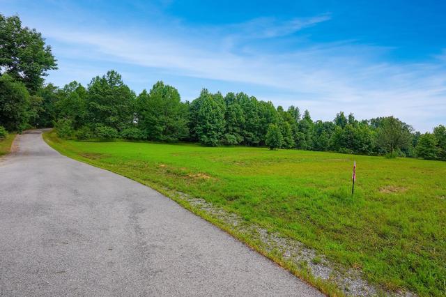 7 Peachers Ln, Indian Mound, TN 37079