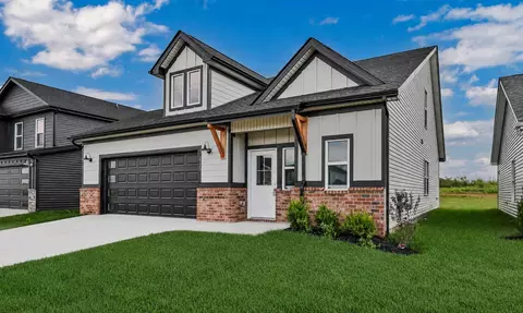 2725 Brewster Dr, Clarksville, TN 37042
