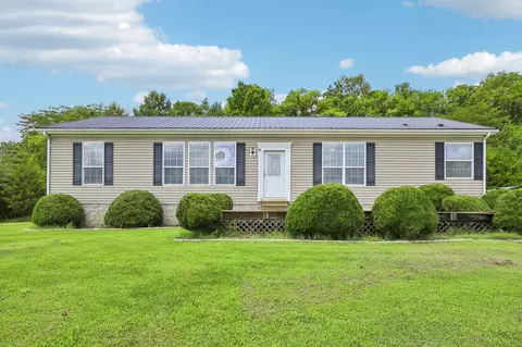 233 Scenic Ln, Auburntown, TN 37016