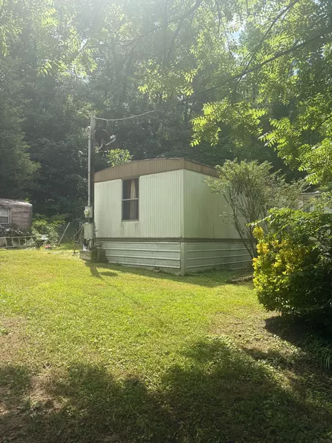 459 Griffith Branch Rd, Madisonville, TN 37354
