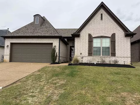 65 Hidden Meadows Ln, Oakland, TN 38060