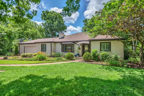 2039 Castleman Dr, Nashville, TN 37215