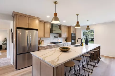 7432 Stacy Dr, Nashville, TN 37221